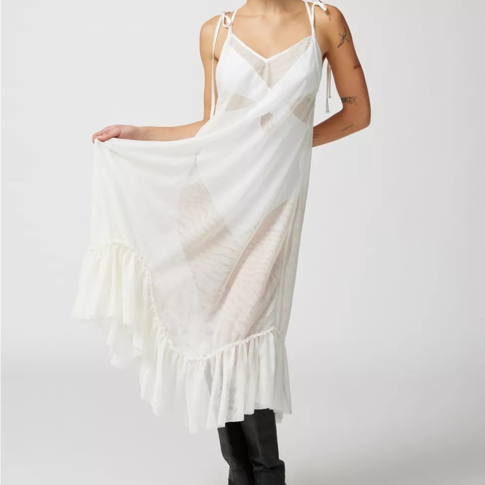 UO Everly Sheer Mesh Midi Dress in White XS